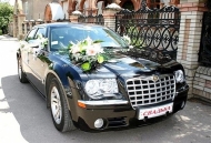 Легковое Авто Chrysler 300C черный на прокат в Киеве - фото 2 - прокат лимузинов Киев