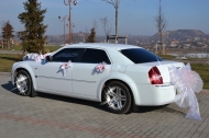 Легковое Авто Chrysler 300C на прокат в Киеве - фото 4 - прокат лимузинов Киев