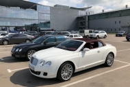 Легковое Авто Кабриолет Bentley Continental на прокат в Киеве - фото 6 - прокат лимузинов Киев