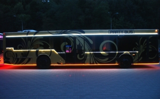 Лимузин Party Bus на прокат - фото 1